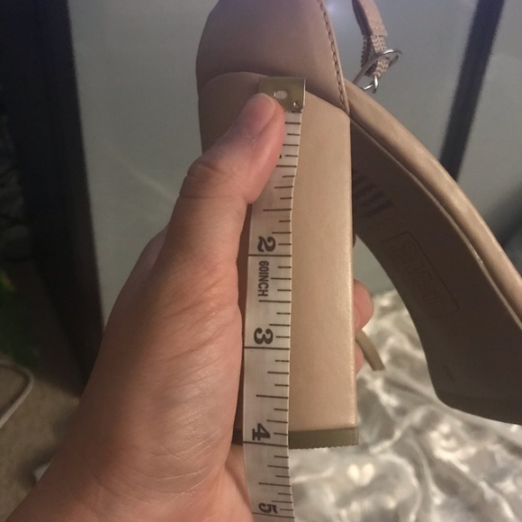 Tan Block Heels - 9 - Picture 6 of 7